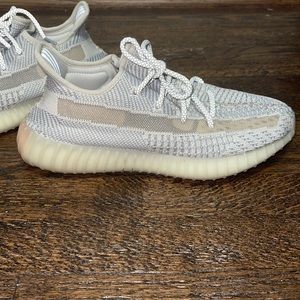Yeezy boost sneakers size 8